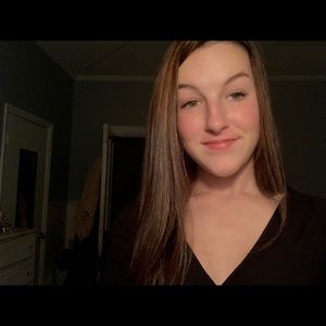 Meet your Posher, Deliah